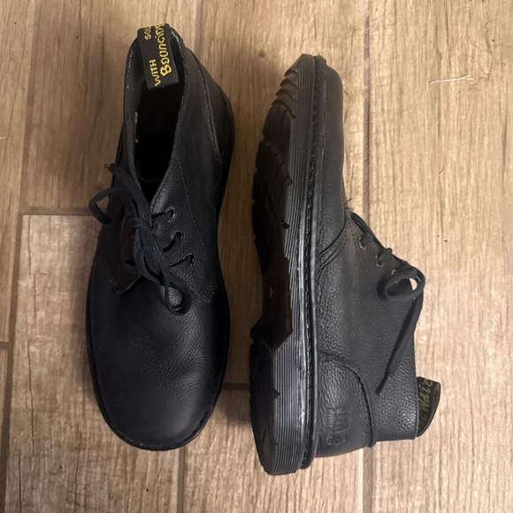 Dr. Martens Other - Dr Martens Sussex Black Pebbled Leather Slip Resistant Chukka Boots Sz 12